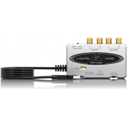 Behringer UCA202