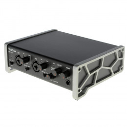 TASCAM US-2x2