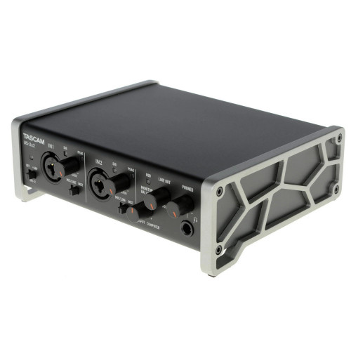 TASCAM US-2x2
