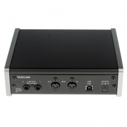 TASCAM US-2x2
