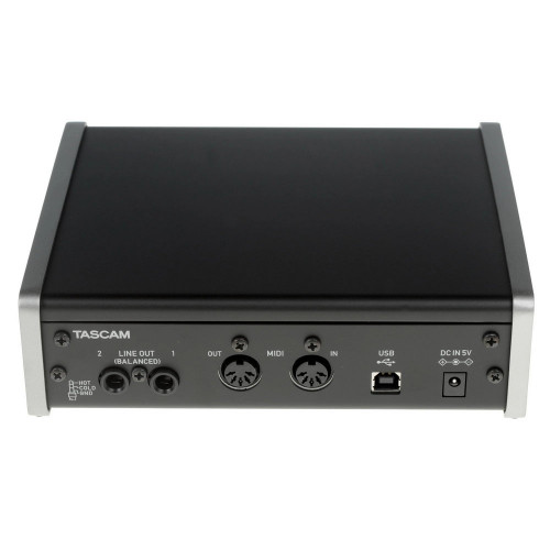 TASCAM US-2x2