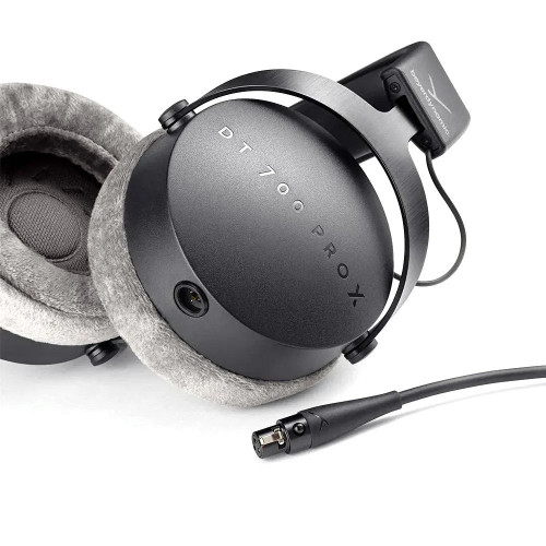 Beyerdynamic DT 700 PRO X