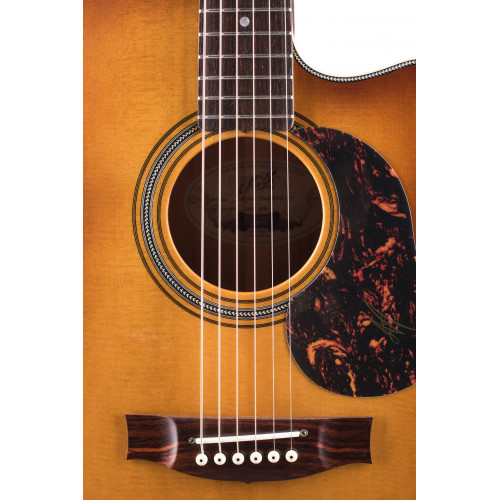 Электроакустическая гитара Maton EBG808C-NASHVILLE