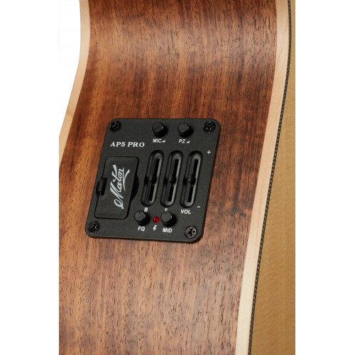Электроакустическая гитара Maton Maton EBG808